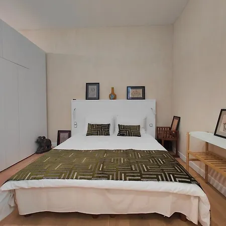 Large Deluxe Suite, Historic Center 2nd Bordeaux
